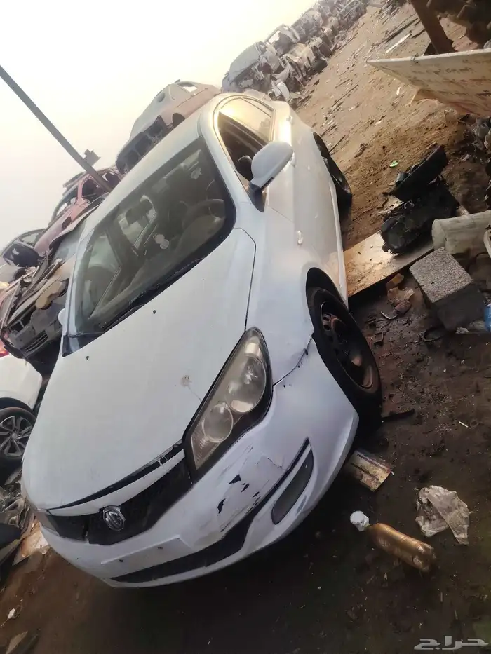 ام جي 350 2015 للبيع قطع غيار فقط تشليح جدة الحمدانيه 2