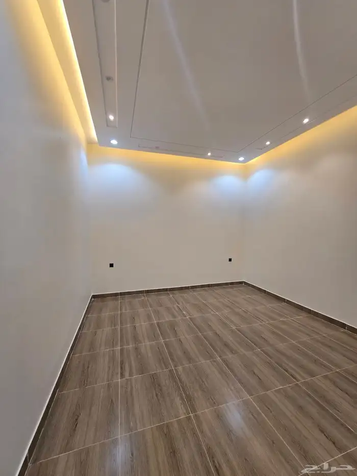 للبيع شقق ارضيه بحوش وعلويه بمشب نار بالسطح ابها الزهور 14