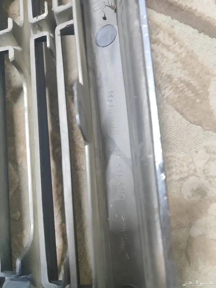 شبك امامي جيب لاندكروزر من 1998 إلى 2002 تايلاند 9