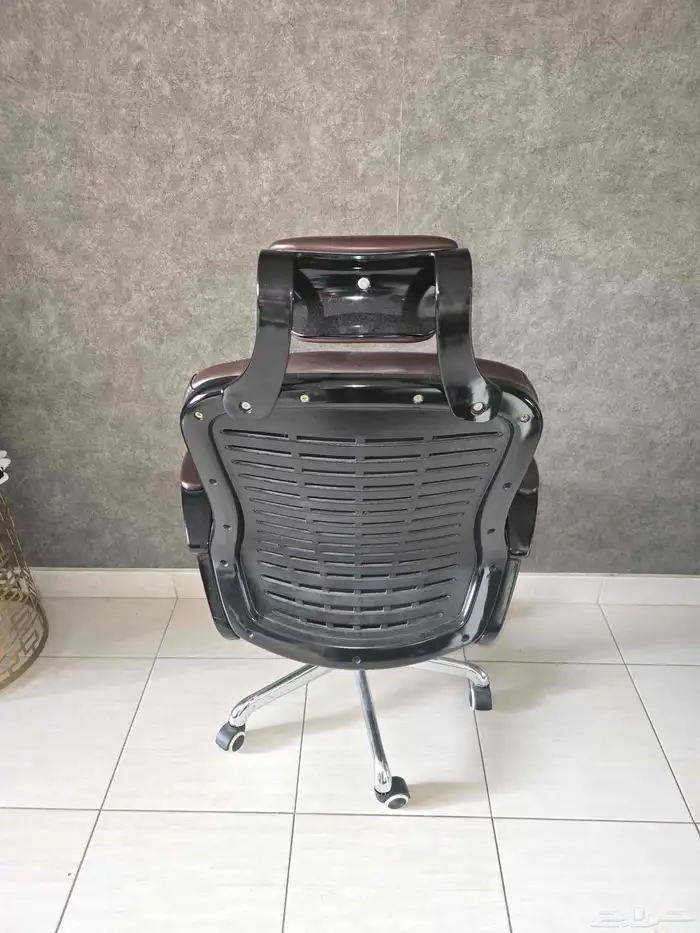 كرسي مكتب جلد فاخر 2
