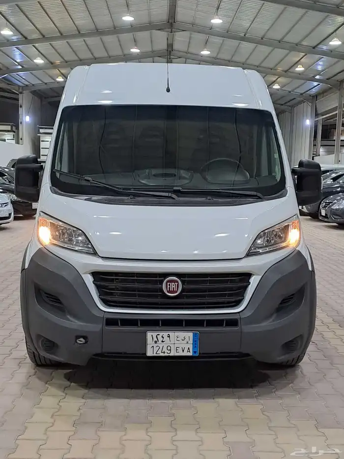 فان فيات الموديل 2015 0