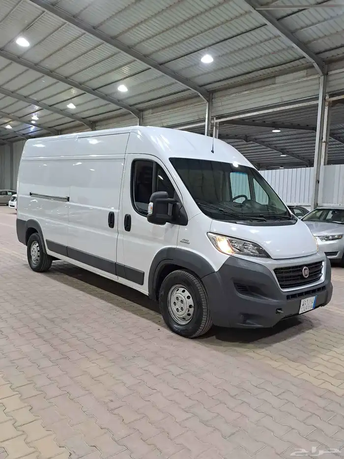 فان فيات الموديل 2015 1