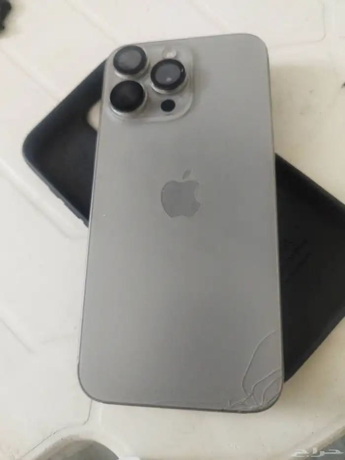 ايفون 15 برو ماكس 0