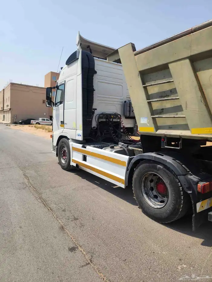 فولفو 2004 كل شي شرط اوارق كارت تشغيل شغل اسفلت فقط فقط 3