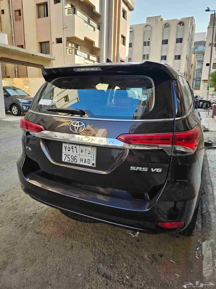 فورشنر 2017 وكالة مخزن  6 سلندر VX3 1