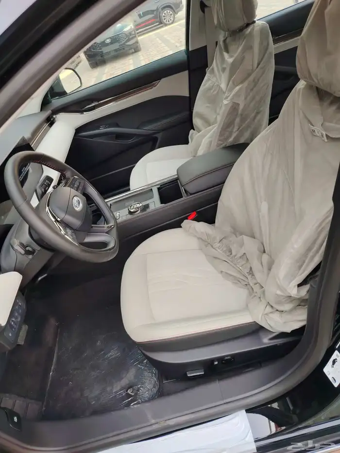 فورد تورس تيتانيوم 2026 سعودي 8