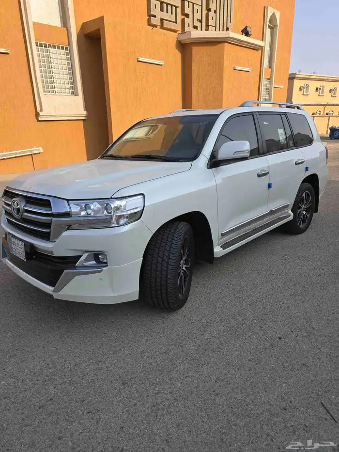 لاندكروزر GXRديزل 2020 3