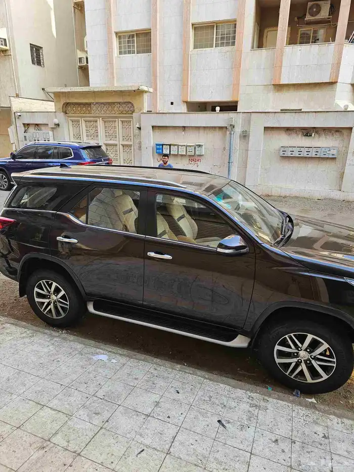 فورشنر 2017 وكالة مخزن  6 سلندر VX3 4