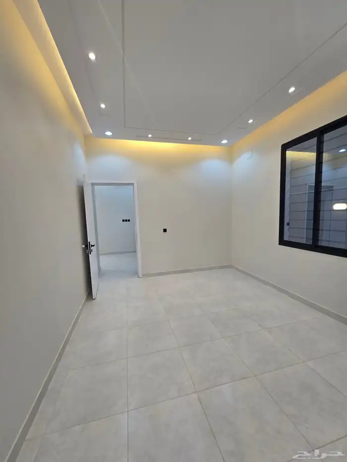 للبيع شقق ارضيه بحوش وعلويه بمشب نار بالسطح ابها الزهور 5