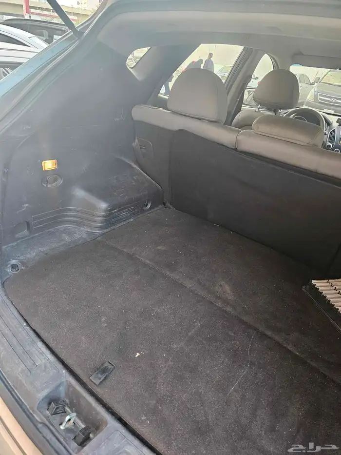 توسان 2011 ممشى قليل بحالة ممتازة جدا 9