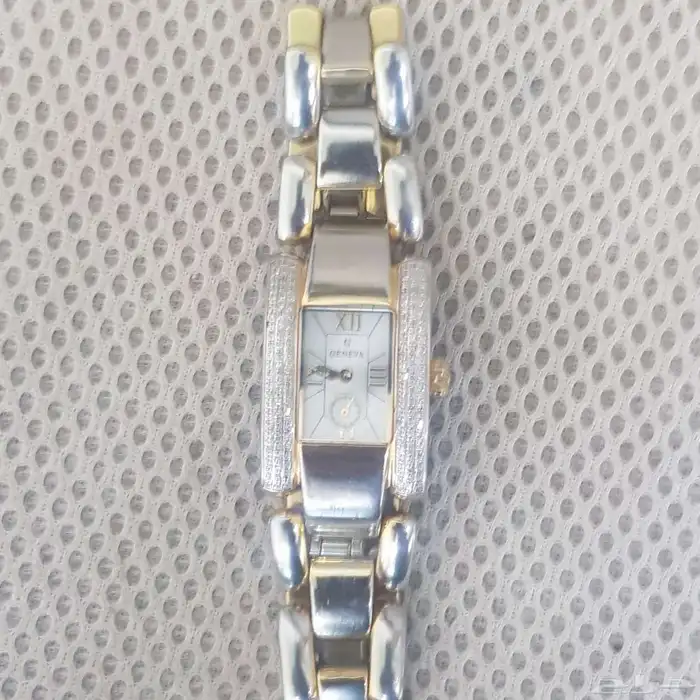 ساعة نسائية الماس من GENEVA 0