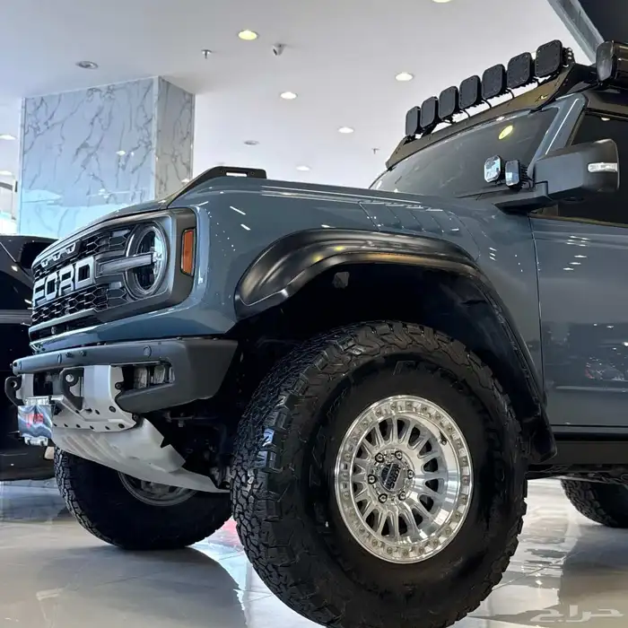 فورد برونكو رابتر 2023 3