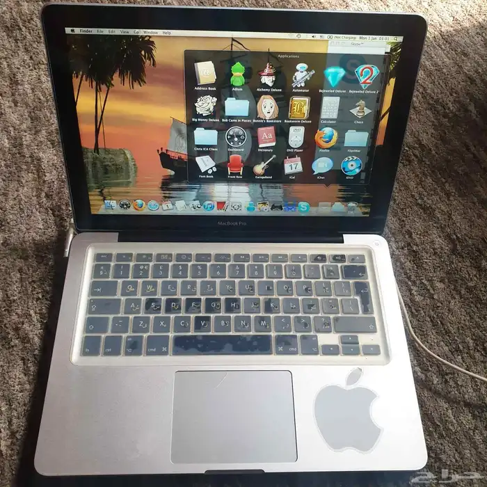 Apple MacBook Pro 1