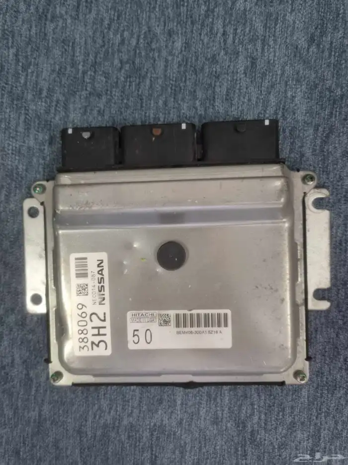 كمبيوتر ات نيسان مستعملة مستوردة 1