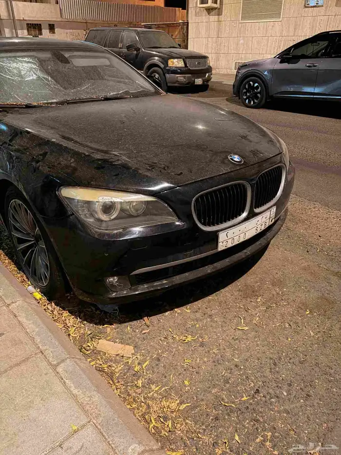 bmw750 I موديل 2009 عداد 214 الف 2
