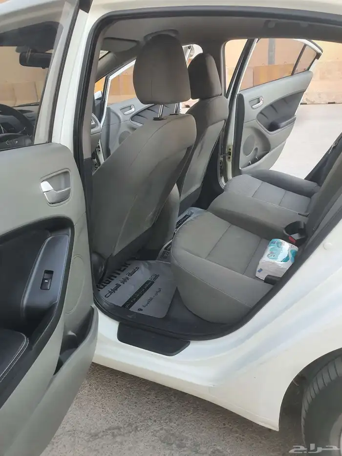 للبيع كيا سيراتو 2016 مالك أول 10