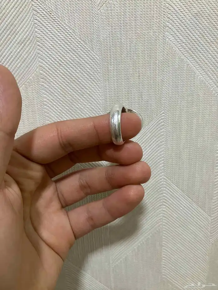 خاتم عقيق بنفسجي منقوش 2