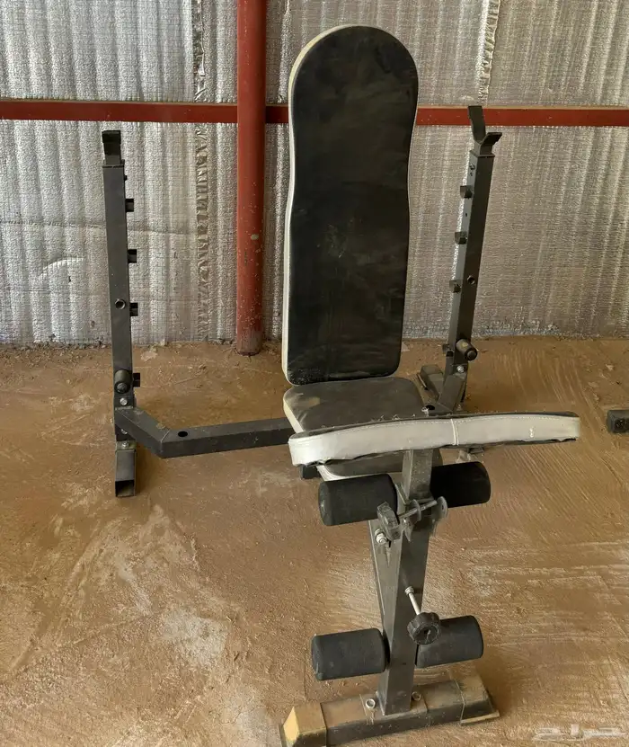 مجموعة معدات رياضية نظيفه لاتشكو من شيء 4