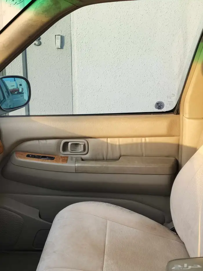 جيب انفينتي 2001 5