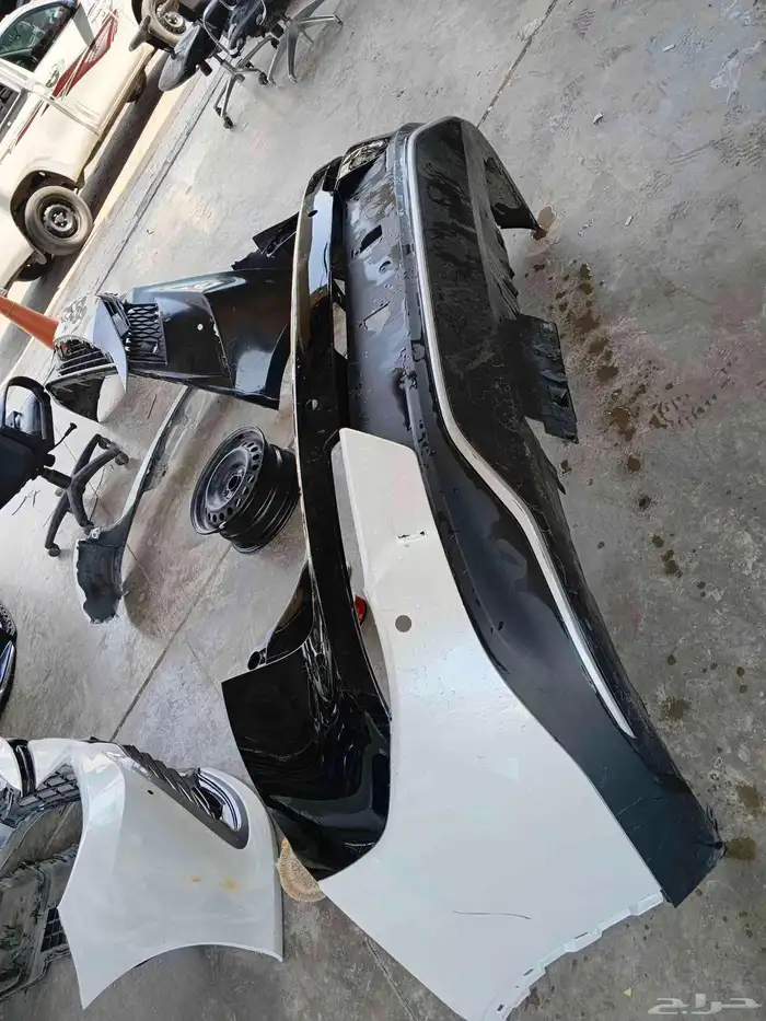 صدامات كراون تويوتا 2024-2025 اصلي وكاله 3