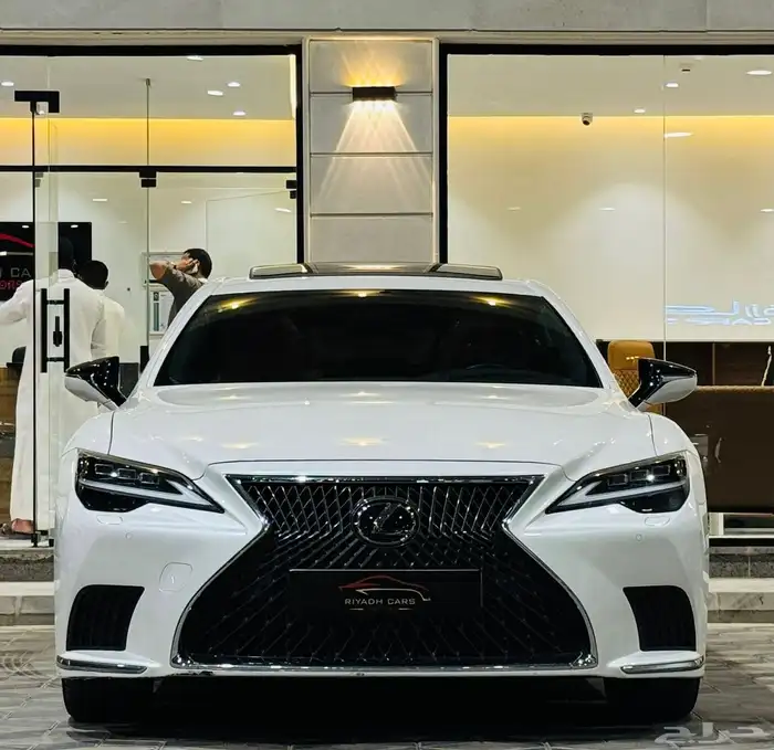 لكزس LS350 2025 عبداللطيف جميل ( بحالة الوكالة ) 2