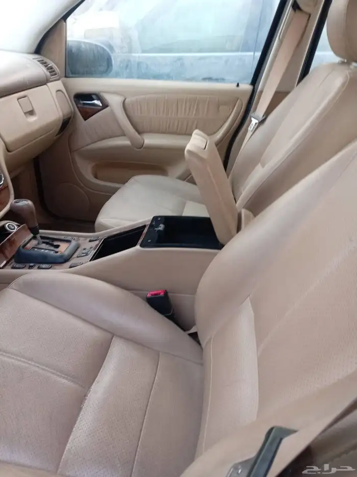 يوجد لدينا جميع انواع قطع غيار مرسيدس تشليح ويوجد لدينا شحن 3