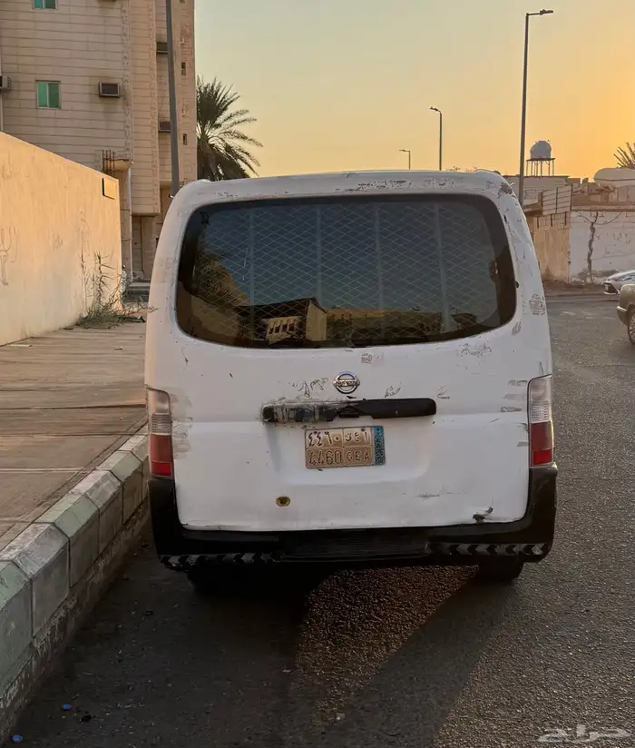 للايجار باص أورفان موديل 2007 تحميل بضاعة 2