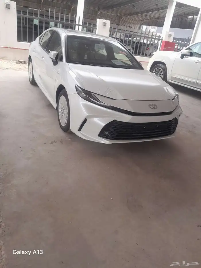 تويوتا كامرى E.pLus هيبرد موديل 2025 2