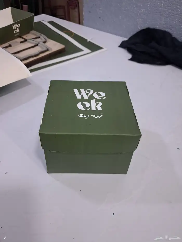 تصنيع أكواب ورقية ملونة وبوكسات حلا وبوكسات كوكيز واكياس مطع 6