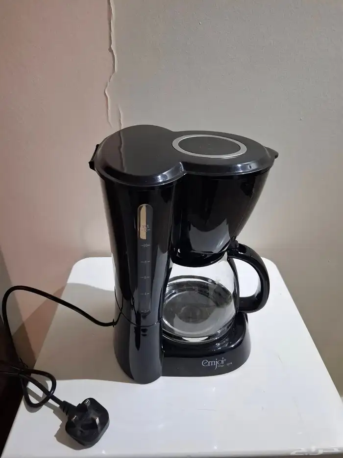 ماكينة قهوة emjoi جديدة لم يستخدم السعر 100 ريال 0