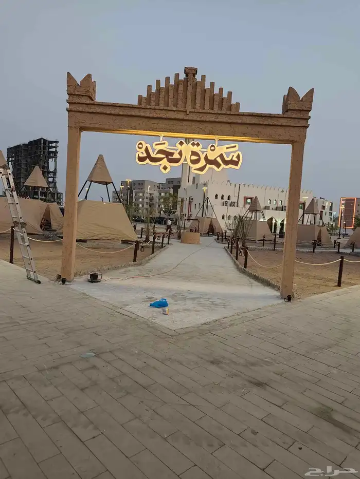 لدينا جميع انواع التصميم 0