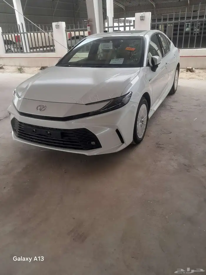 تويوتا كامرى E.pLus هيبرد موديل 2025 1