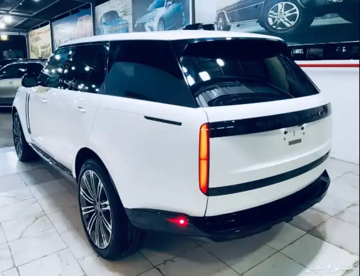 رنج فوج اوتوبيغرافي V8 2024 زيرو اصفار وارد كندا بسعر مغري 25