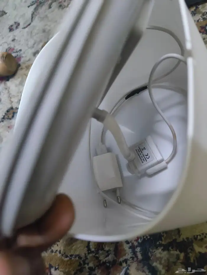 cat accessories and 10 kg dry food 9