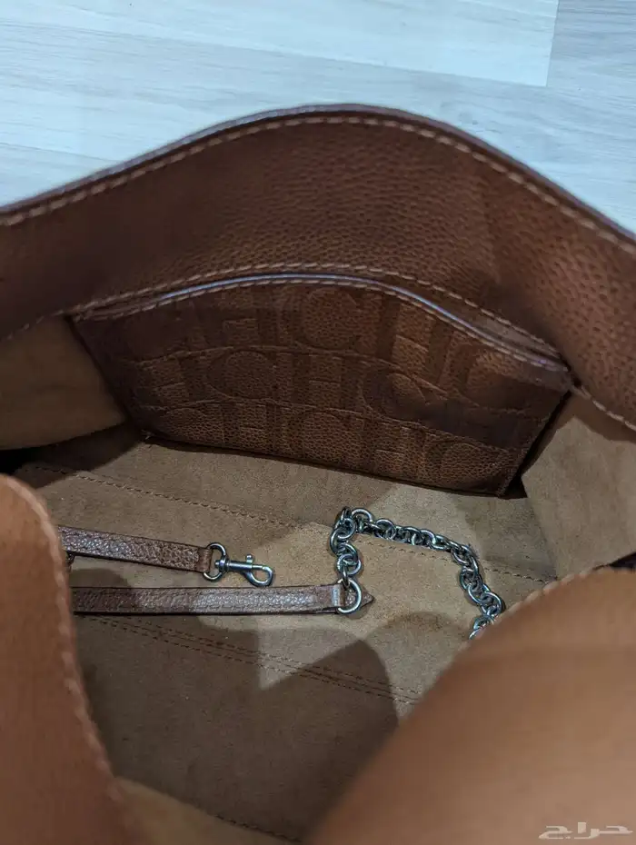 شنطة كارولينا هريرا CH 3