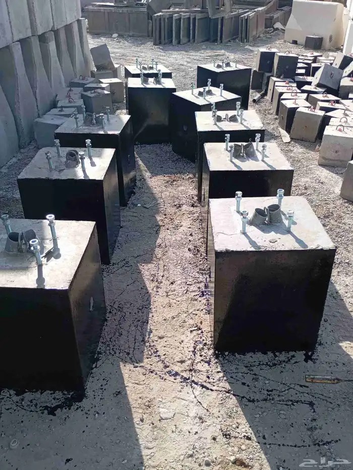 حواجز خرسانية نيوجرسي سفتي مصدات قواعد انارة 6