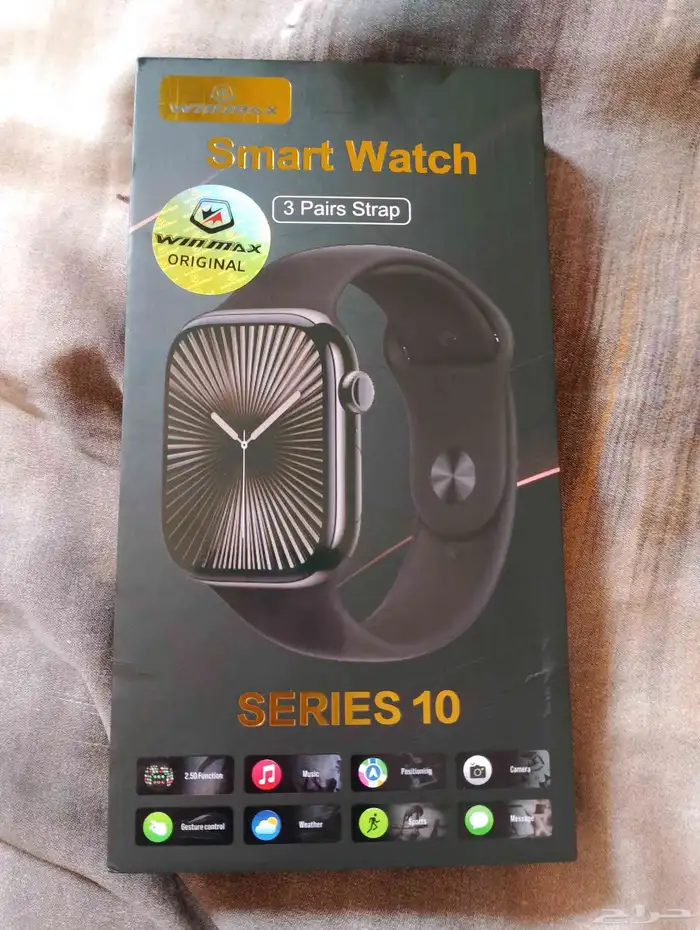 ساعه ذكيه للبيع استعمال يوم واحد مع ثلاثه ملابس اسود و ابيض 1