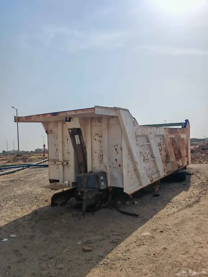 للبيع صندوق قلاب سكس 1