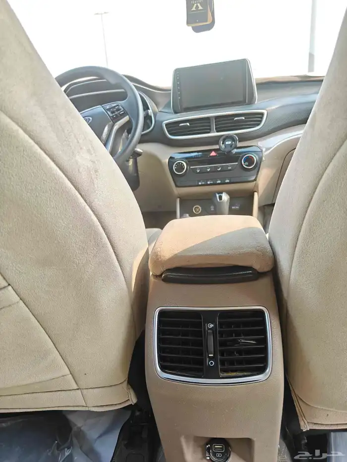 Tucson 2020 mid trim 211 k Kms   60 k sar   no accident. Sau 2