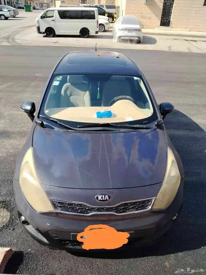 كيا ريو هاتش باك 2014 ممشى 231 السعر النهائي 22000 2