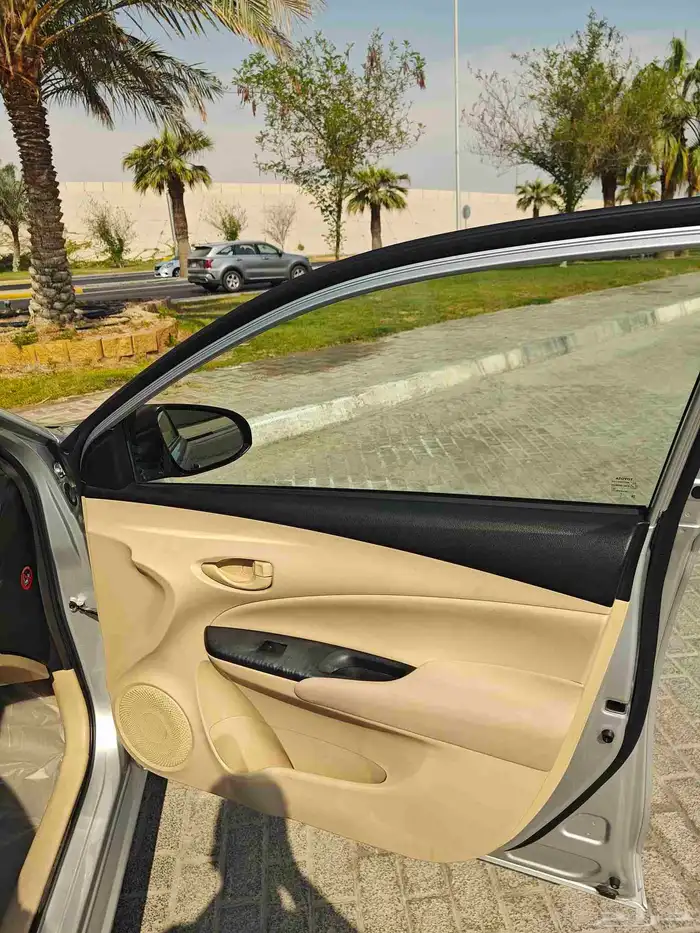 للبيع تويوتا يارس 2022 وكاله 9