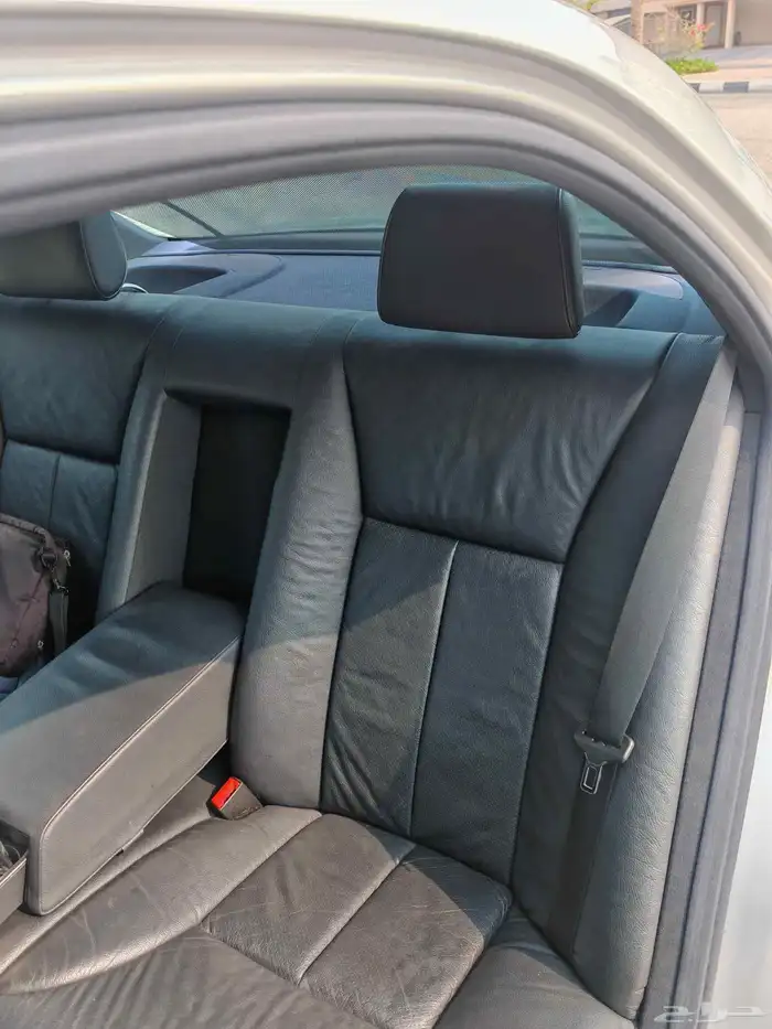 1996 مرسيدس E400 13