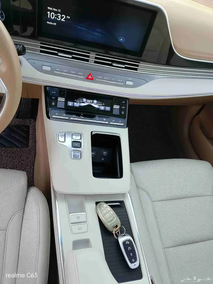 ازيرا 2020 6سلندر فل كامل عداد82الف فقط 7