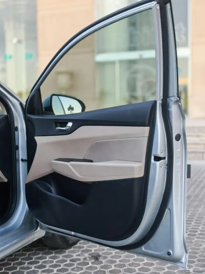 2023 هيونداي اكسنت 37