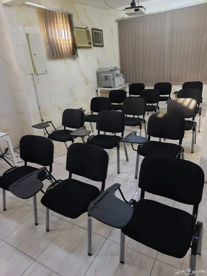 يوجد لدينا عروض اثاث طولات افراح منسبات كراسي افراح منسبات 7