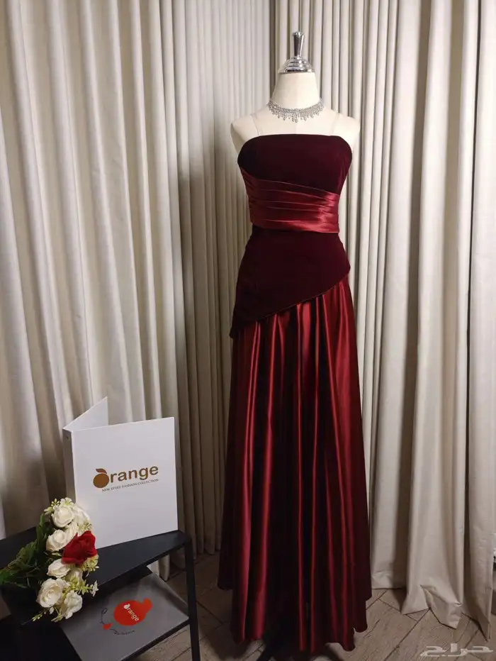 فستان احمر مخمل 0