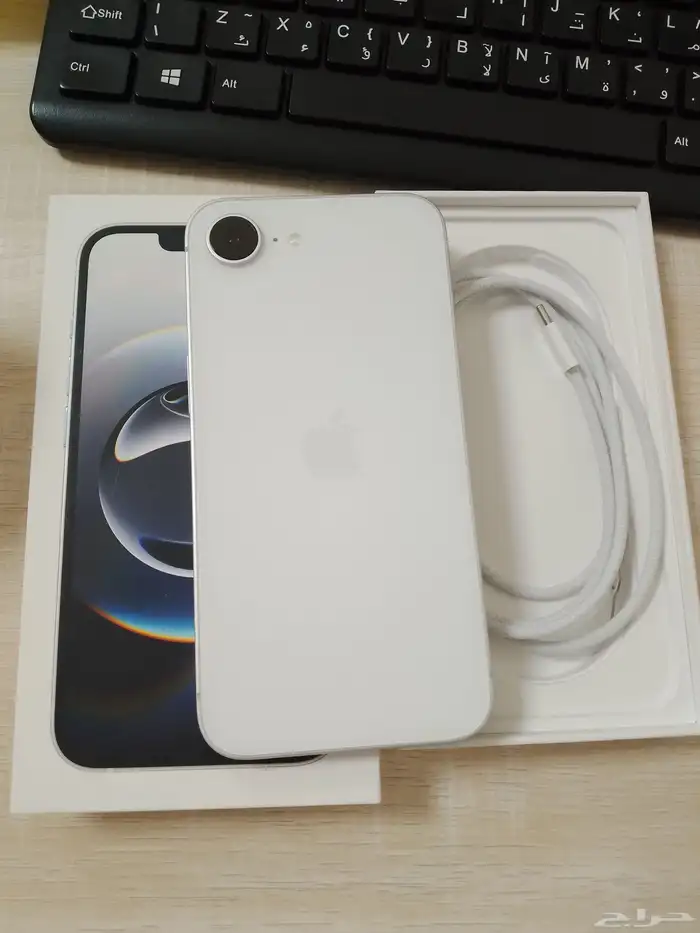 ايفون 16 e مستخدم عدات ايام الباقي مخزن 2