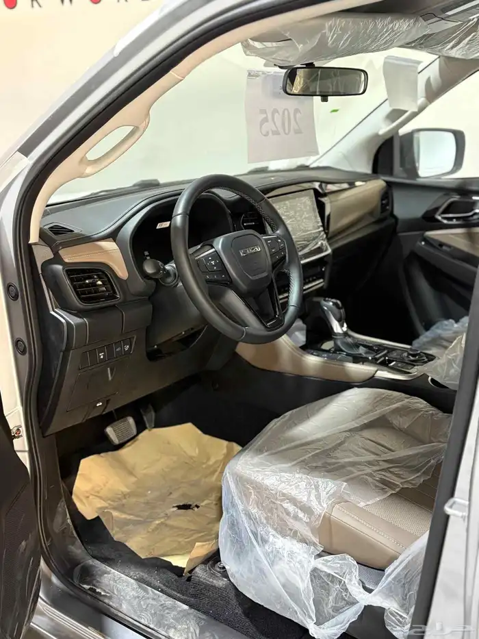 ايسوزو ام يو اكس فل خليجي 2025 4