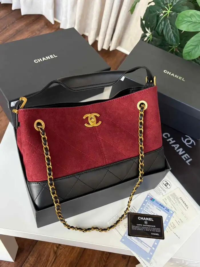 شنط ماركه شنيل الهبه توصيل فوري الرياض 8