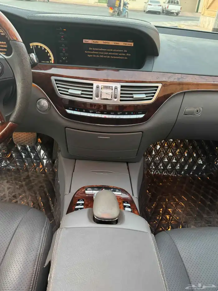 مرسيدس 2009 - S500 نظيف 19